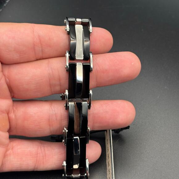 Mason Parker Mens TwoTone Stainless Steel Link Bracelet Gunmetal & Silver Finish - Picture 12 of 17